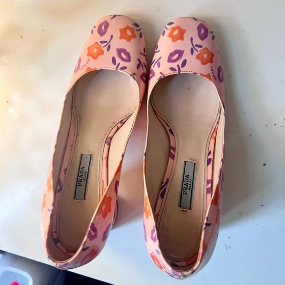Prada floral pink patent heels - Picture 2 of 5